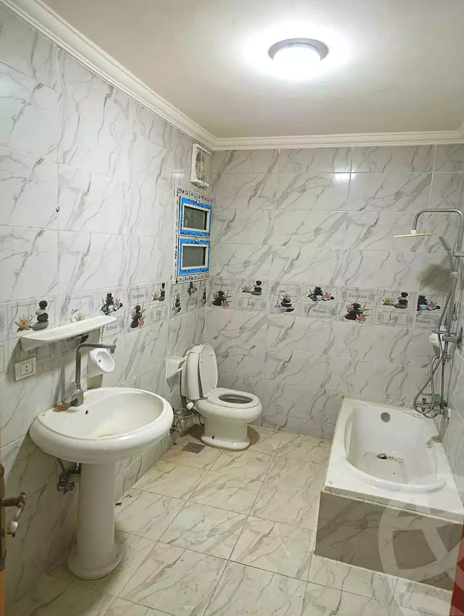 https://aqarmap.com.eg/en/listing/6845580-for-rent-alexandria-al-agamy-lbytsh