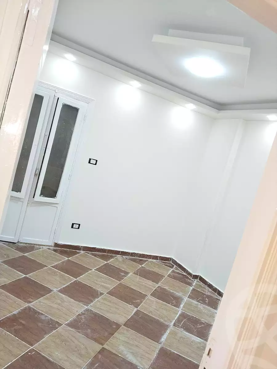 https://aqarmap.com.eg/ar/listing/6845788-for-sale-alexandria-al-agamy-el-hanouvel-al-haded-we-al-soulb-st