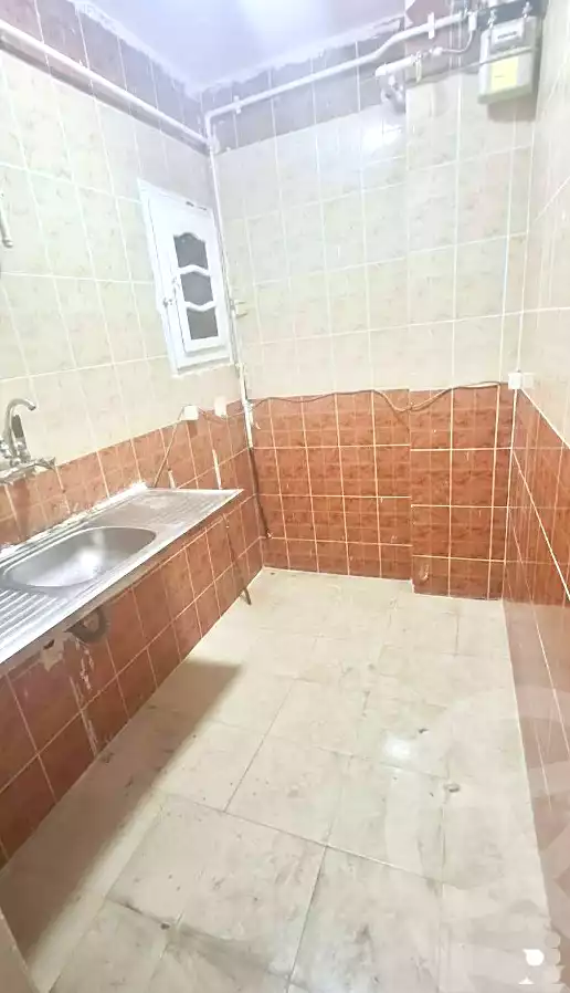 https://aqarmap.com.eg/ar/listing/6846117-for-sale-alexandria-al-agamy-lbytsh-shahr-al-assal-st