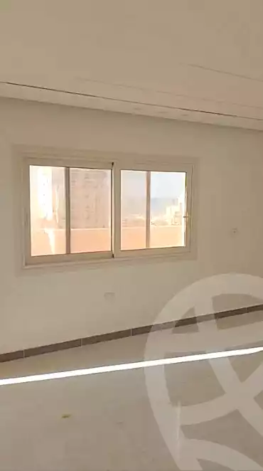 https://aqarmap.com.eg/ar/listing/6846473-for-sale-alexandria-al-agamy-lbytsh-bianchiii