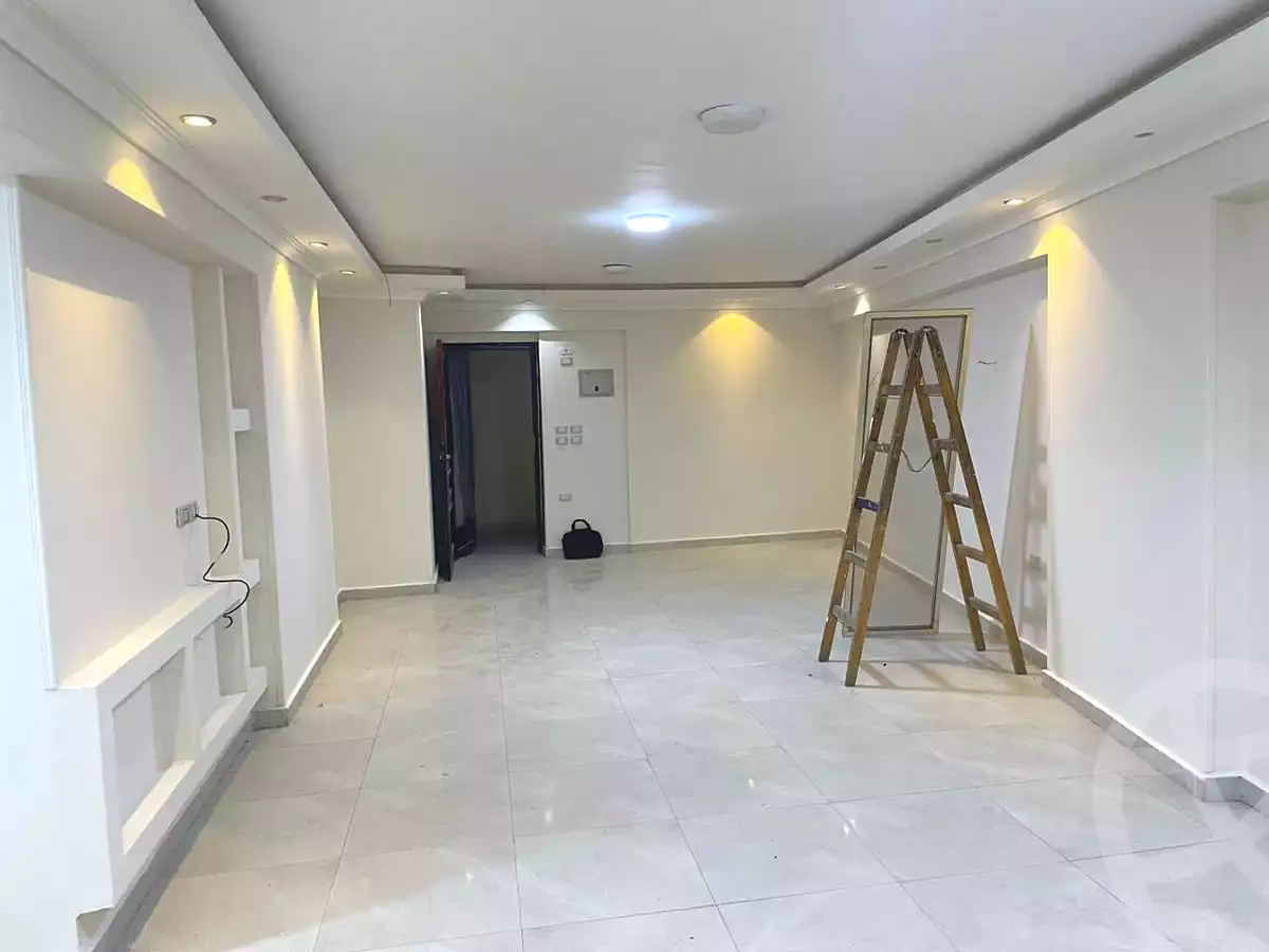 https://aqarmap.com.eg/ar/listing/6846696-for-sale-cairo-ain-shams-mnshy-lthryr