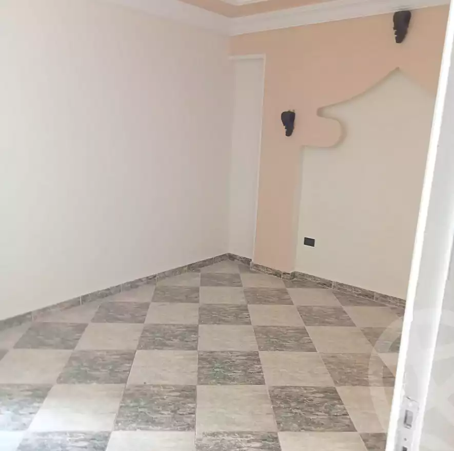 https://aqarmap.com.eg/ar/listing/6846867-for-sale-alexandria-sydy-bshr-sydy-bshr-bhry-ali-hipa-st
