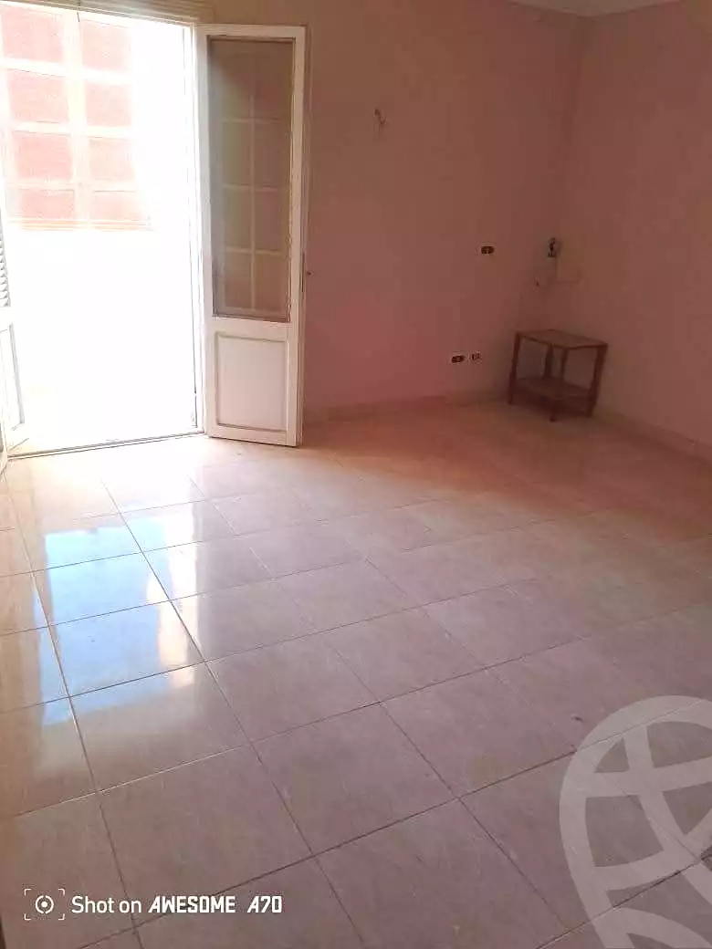https://aqarmap.com.eg/ar/listing/6847018-for-sale-alexandria-al-agamy-lbytsh-shahr-al-assal-st