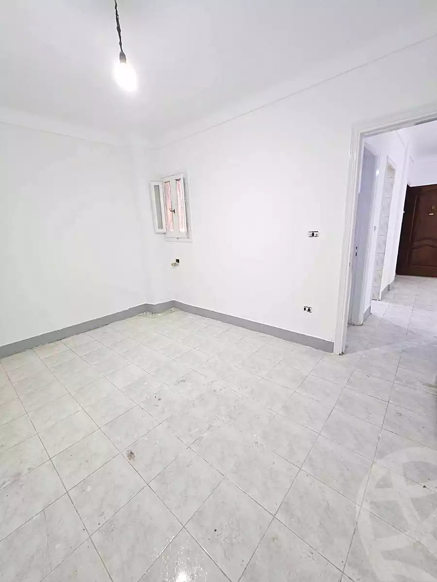 https://aqarmap.com.eg/ar/listing/6847132-for-sale-alexandria-sydy-bshr-sydy-bshr-bhry-amr-el-nogomy-st