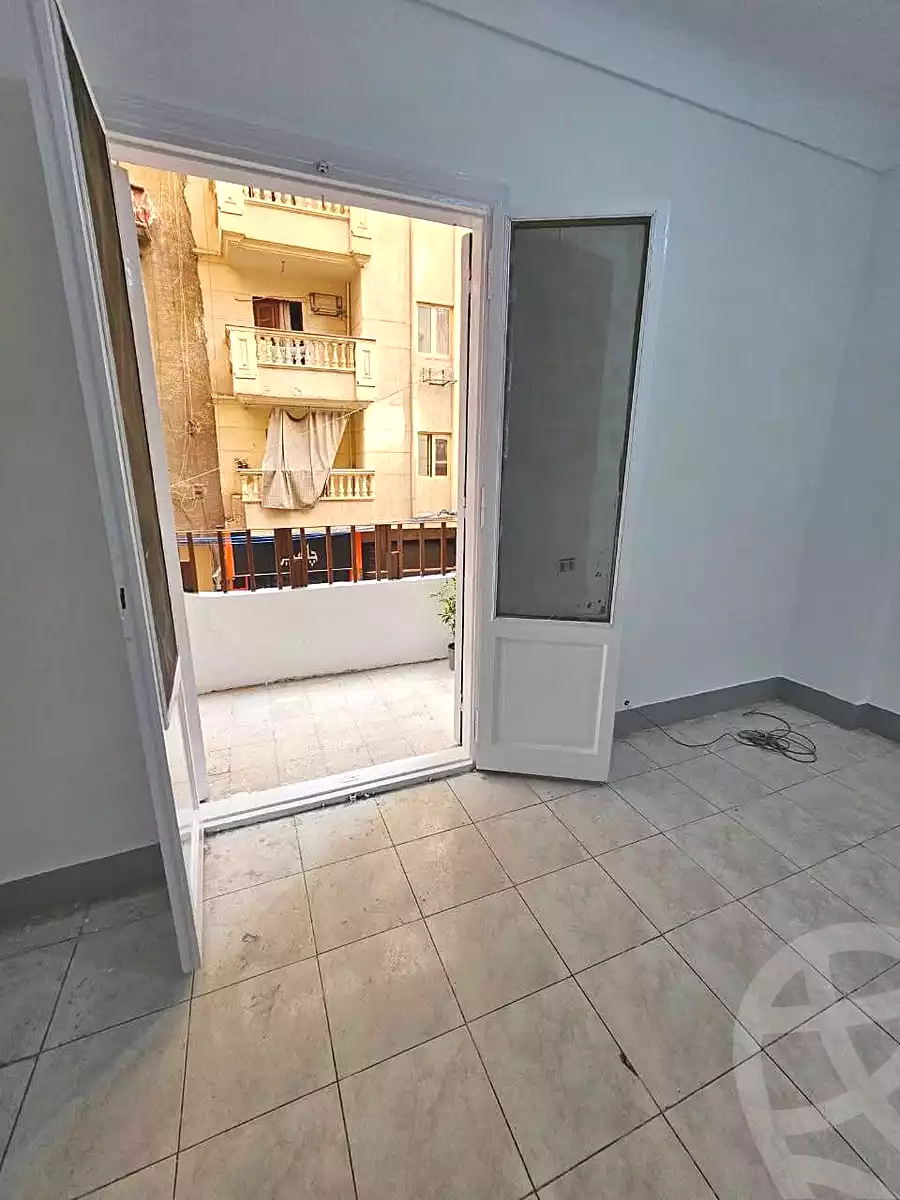 https://aqarmap.com.eg/en/listing/6847167-for-sale-alexandria-sydy-bshr-sydy-bshr-bhry-amr-el-nogomy-st