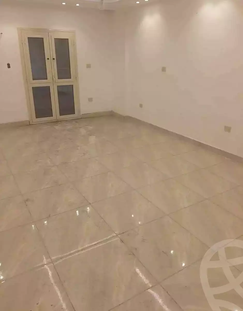 https://aqarmap.com.eg/en/listing/6848319-for-sale-alexandria-alhadara-al-mofatesh-st