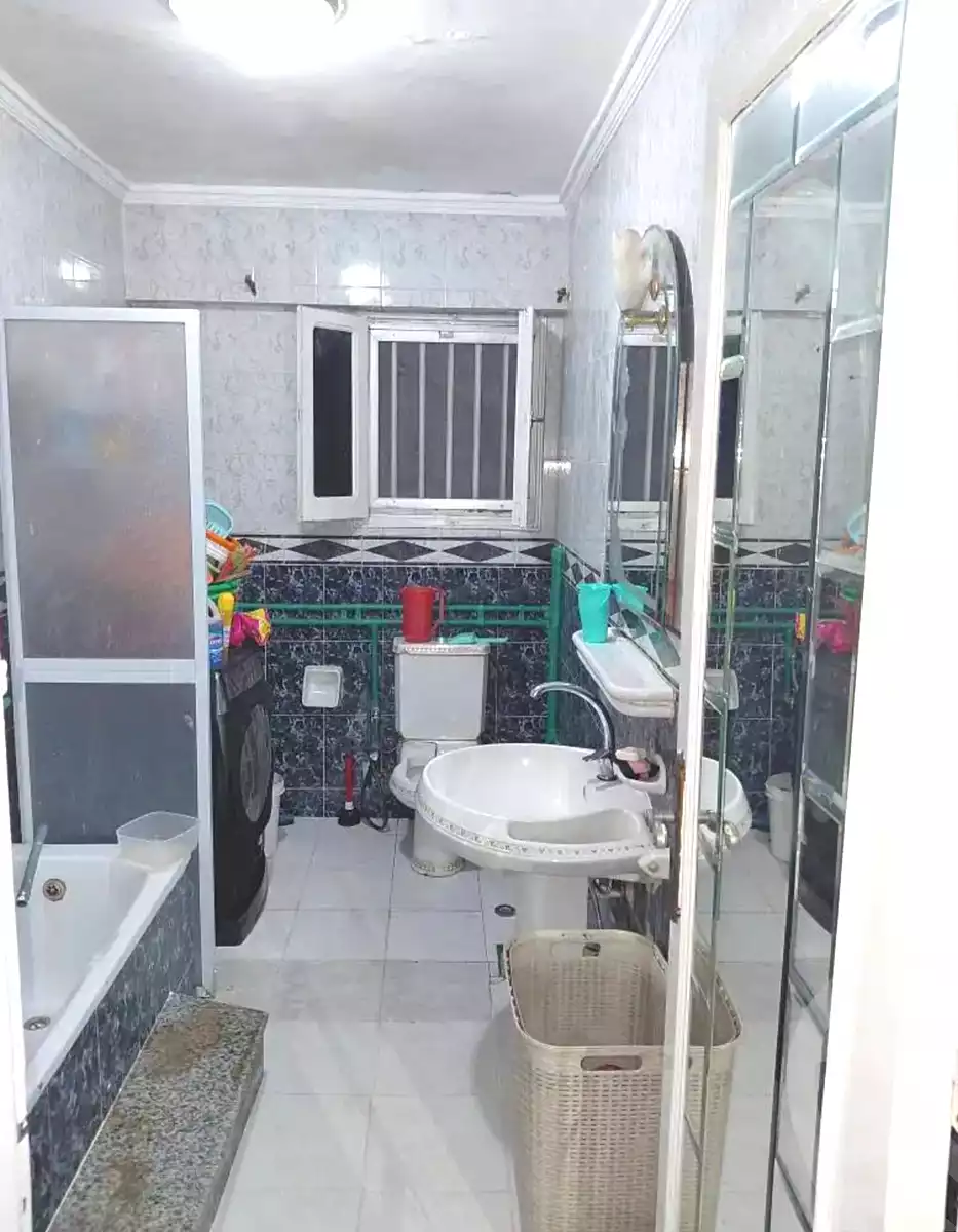 https://aqarmap.com.eg/ar/listing/6848342-for-sale-alexandria-sydy-bshr-sydy-bshr-bhry-shr-khld-bn-lwlyd