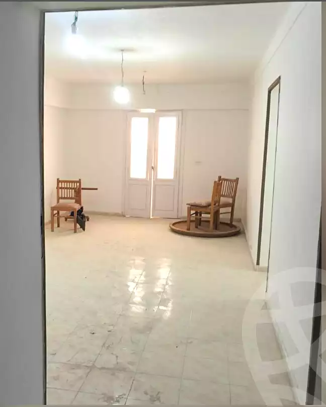 https://aqarmap.com.eg/ar/listing/6848524-for-sale-alexandria-al-agamy-el-hanouvel-al-asdakaa-st