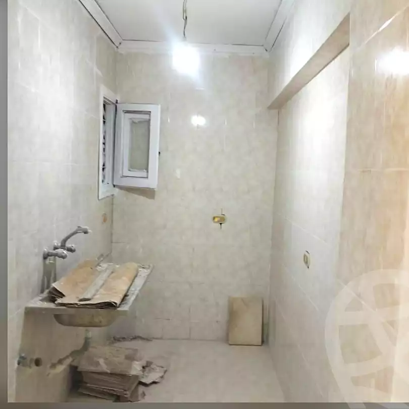 https://aqarmap.com.eg/ar/listing/6848524-for-sale-alexandria-al-agamy-el-hanouvel-al-asdakaa-st