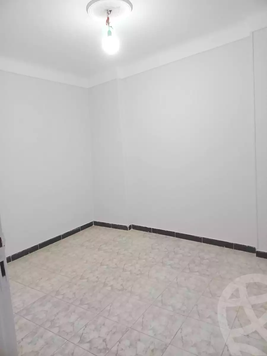 https://aqarmap.com.eg/ar/listing/6848668-for-sale-alexandria-sydy-bshr-sydy-bshr-bhry-gamal-abd-el-nasir-st