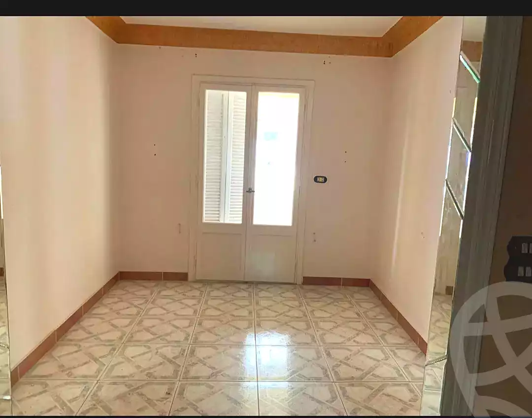 https://aqarmap.com.eg/en/listing/6848691-for-rent-alexandria-moharram-bey