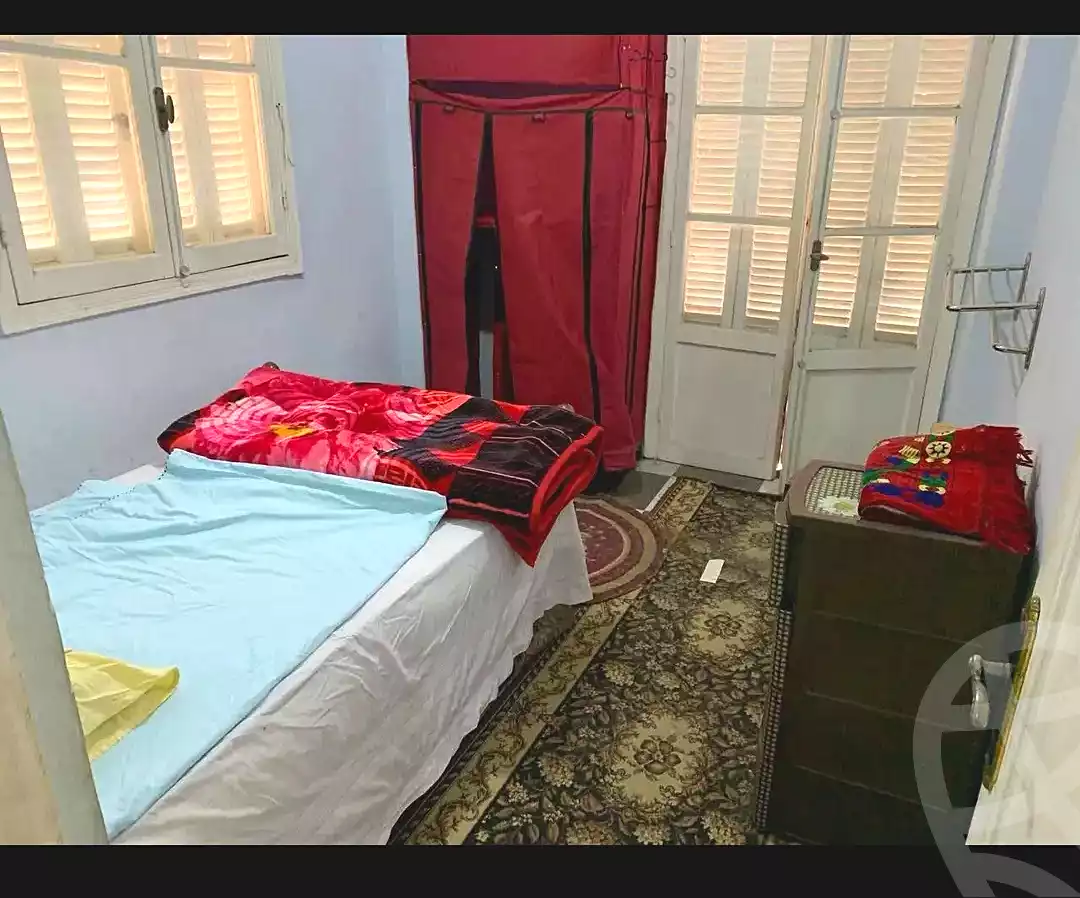 https://aqarmap.com.eg/ar/listing/6848768-for-sale-alexandria-sydy-bshr-sydy-bshr-bhry-magd-el-arab-mohamed-st