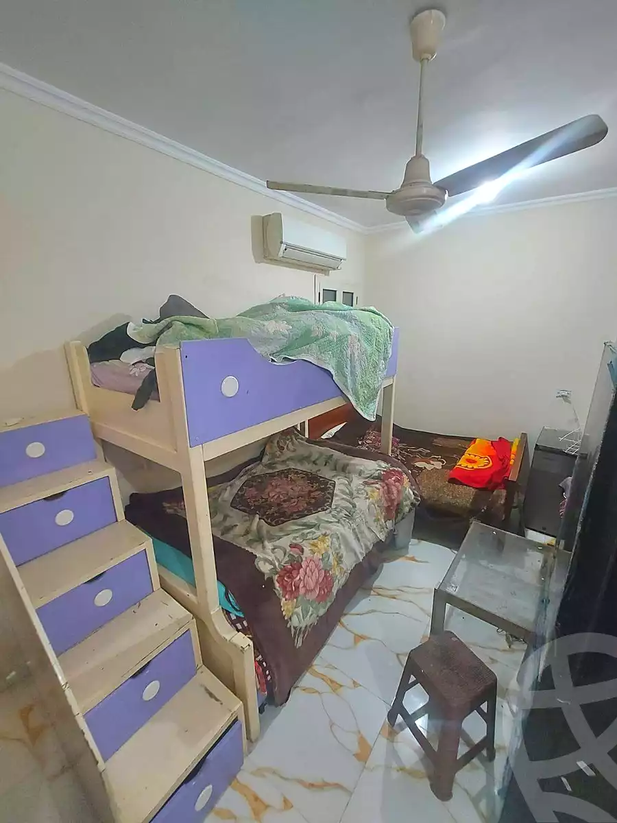 https://aqarmap.com.eg/en/listing/6848883-for-sale-cairo-helwan-el-shareaa-el-sharby-st
