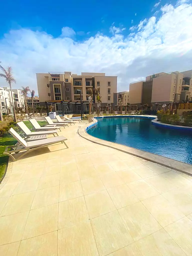 https://aqarmap.com.eg/ar/listing/6849236-for-sale-cairo-6th-of-october-compounds-october-plaza