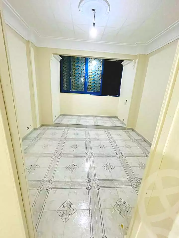 https://aqarmap.com.eg/en/listing/6850031-for-sale-alexandria-lsywf-el-falki