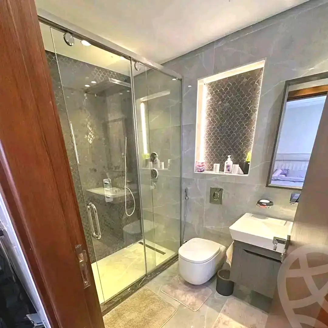 https://aqarmap.com.eg/en/listing/6850666-for-sale-cairo-new-cairo-compounds-sarai-taval-sarai