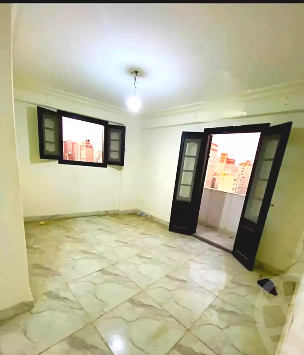 https://aqarmap.com.eg/ar/listing/6850688-for-sale-alexandria-sydy-bshr-sydy-bshr-bhry
