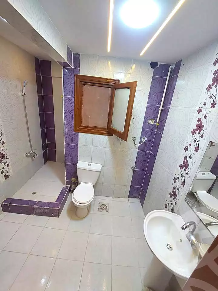 https://aqarmap.com.eg/ar/listing/6850787-for-sale-alexandria-sydy-bshr-sydy-bshr-bhry-shr-khld-bn-lwlyd