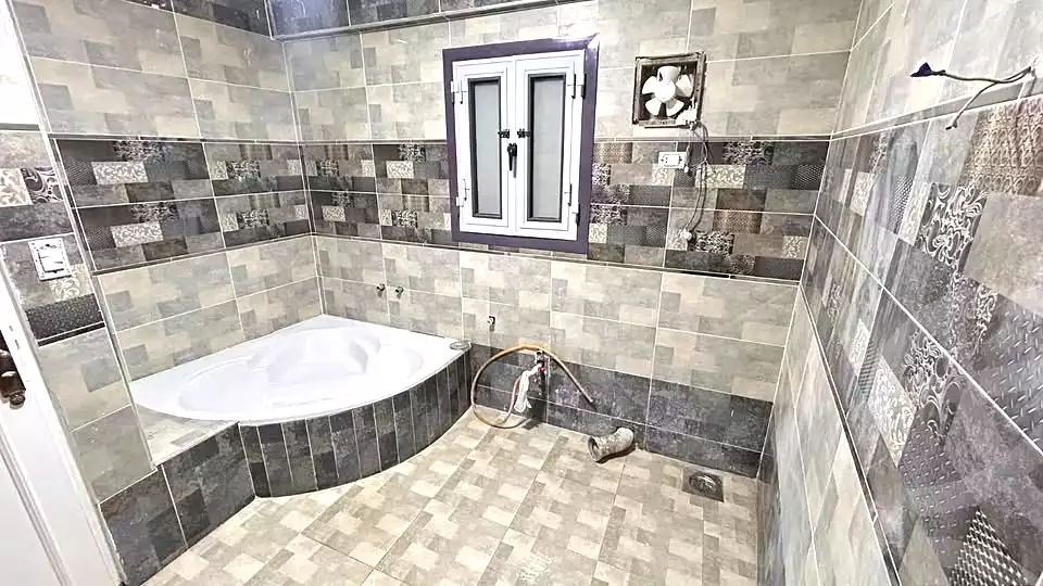 https://aqarmap.com.eg/en/listing/6850942-for-sale-alexandria-al-agamy-lbytsh-el-hanafeya-st