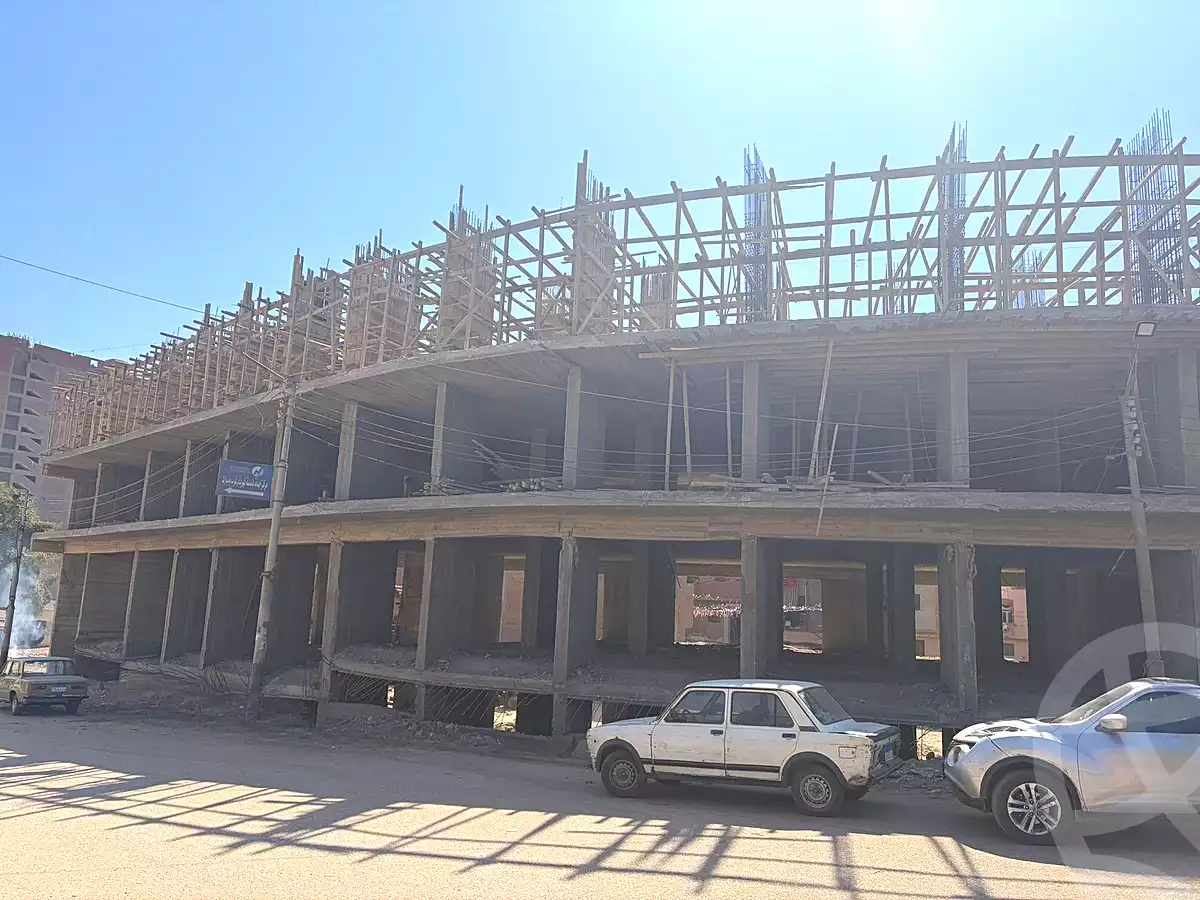 https://aqarmap.com.eg/en/listing/6851159-for-sale-asyut-asyut-city-el-shader-st