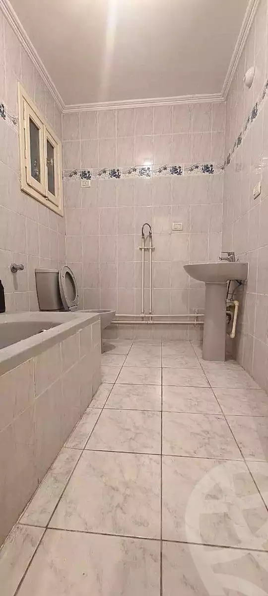 https://aqarmap.com.eg/en/listing/6851285-for-sale-alexandria-ganaklis-shr-bw-qyr-tryq-lhry