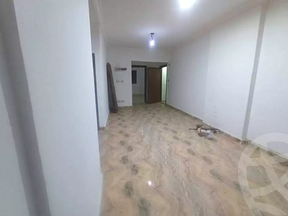 https://aqarmap.com.eg/ar/listing/6851469-for-sale-alexandria-sydy-bshr-sydy-bshr-bhry-shr-khld-bn-lwlyd