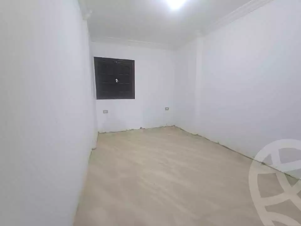 https://aqarmap.com.eg/en/listing/6851480-for-sale-alexandria-sydy-bshr-sydy-bshr-bhry-shr-khld-bn-lwlyd