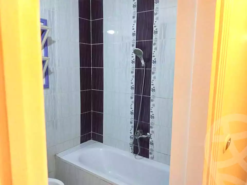 https://aqarmap.com.eg/en/listing/6851528-for-rent-alexandria-glim-zahran-roushdy-st