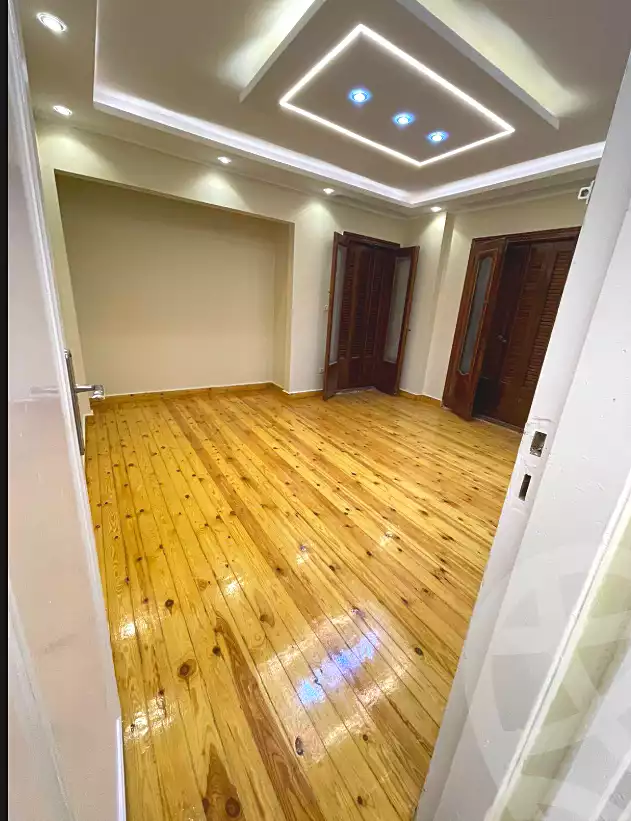 https://aqarmap.com.eg/en/listing/6851581-for-sale-alexandria-el-asafra-shr-45