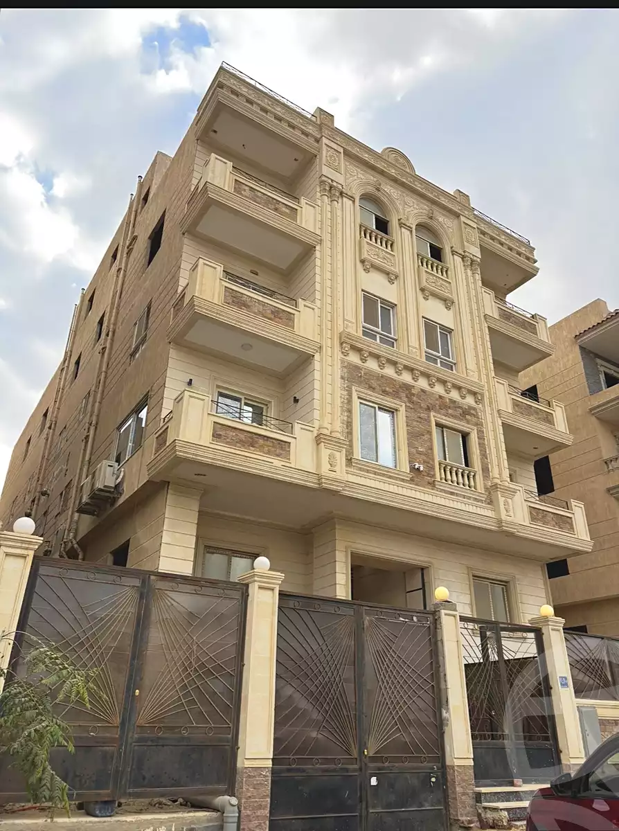 https://aqarmap.com.eg/ar/listing/6851690-for-sale-cairo-new-cairo-golden-square