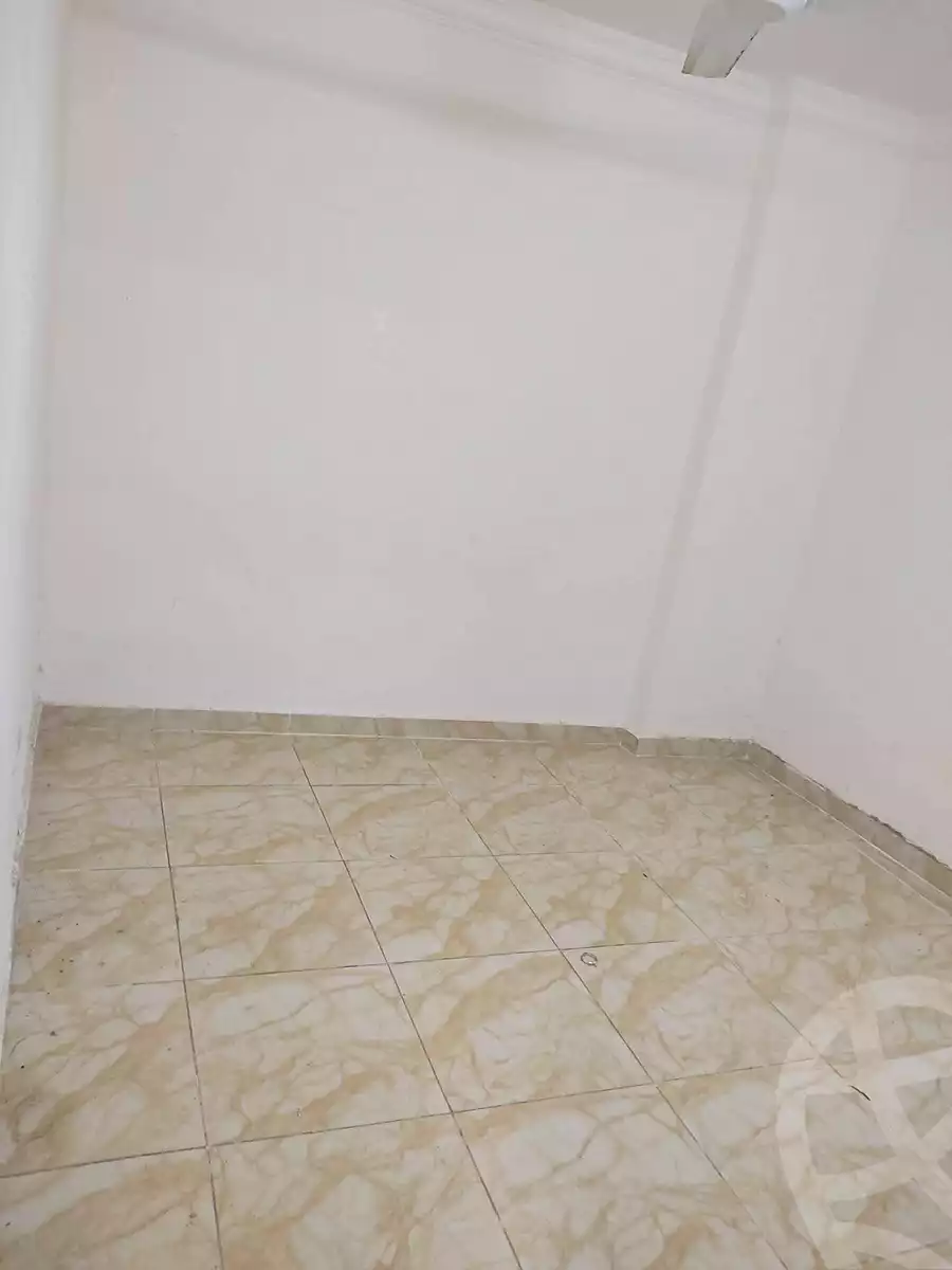 https://aqarmap.com.eg/en/listing/6851716-for-sale-alexandria-al-agamy-el-hanouvel-el-zahraa-city-st