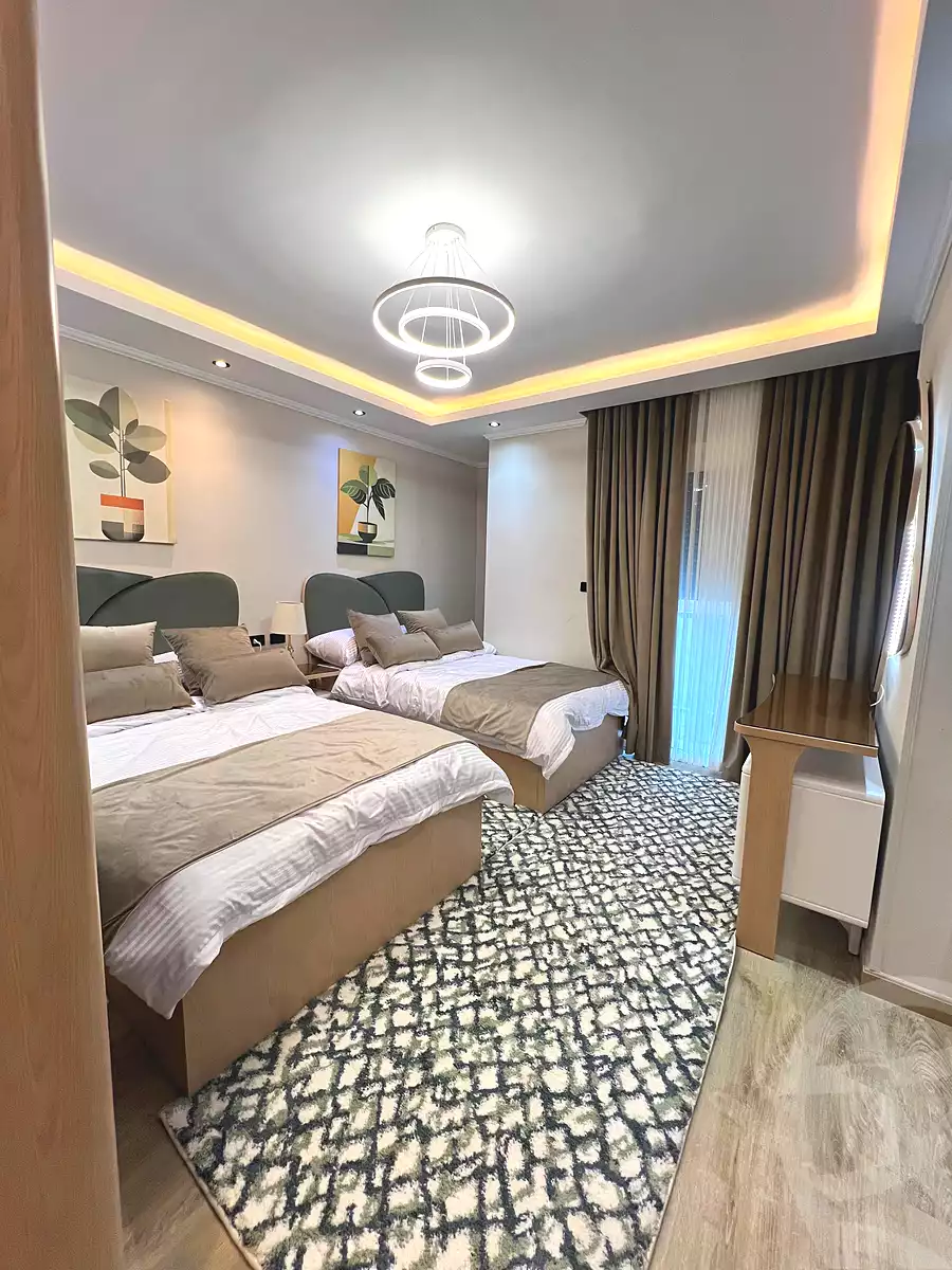 https://aqarmap.com.eg/ar/listing/6851771-for-sale-cairo-new-cairo-compounds-mwrd-fq-llttwyr