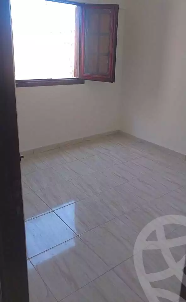 https://aqarmap.com.eg/ar/listing/6852345-for-sale-alexandria-al-agamy-el-hanouvel-el-zahraa-city-st