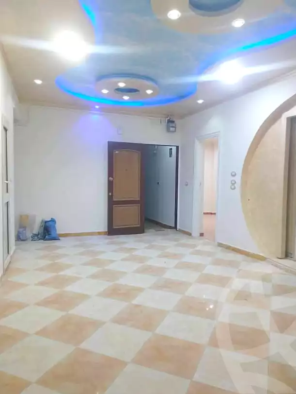 https://aqarmap.com.eg/ar/listing/6852480-for-sale-alexandria-alhadara-new-el-hadra-el-tawheed-st