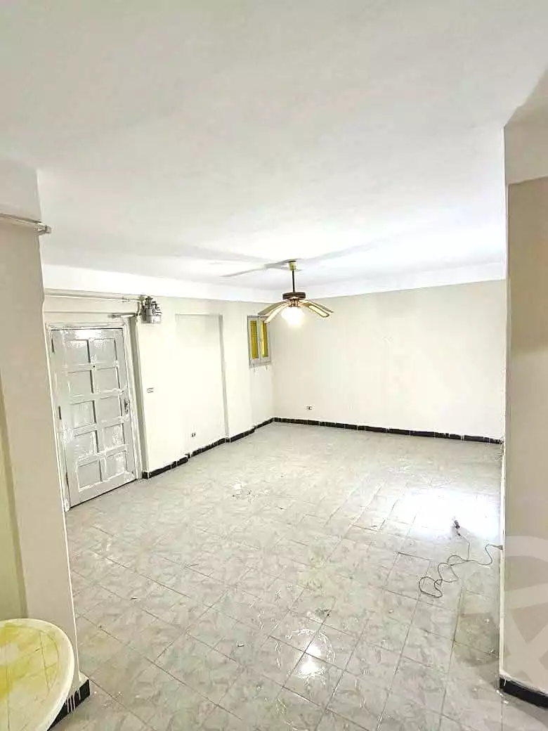 https://aqarmap.com.eg/ar/listing/6852748-for-sale-alexandria-al-agamy-lbytsh-shahr-al-assal-st