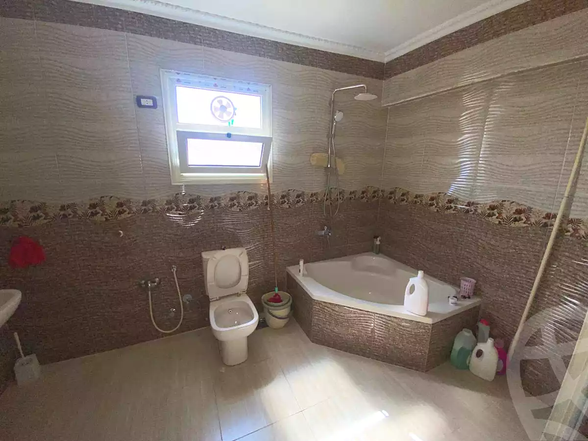 https://aqarmap.com.eg/ar/listing/6852760-for-sale-cairo-ain-shams-ain-shams-el-sharkia-el-eshrein-stt