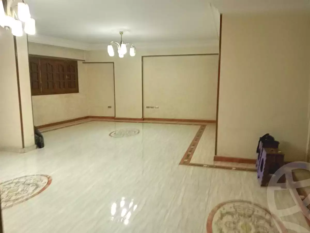 https://aqarmap.com.eg/ar/listing/6852774-for-sale-cairo-shoubra-rod-el-farag