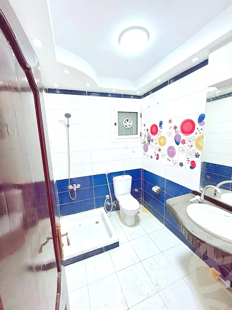 https://aqarmap.com.eg/ar/listing/6852785-for-sale-alexandria-sydy-bshr-sydy-bshr-bhry-gamal-abd-el-nasir-st