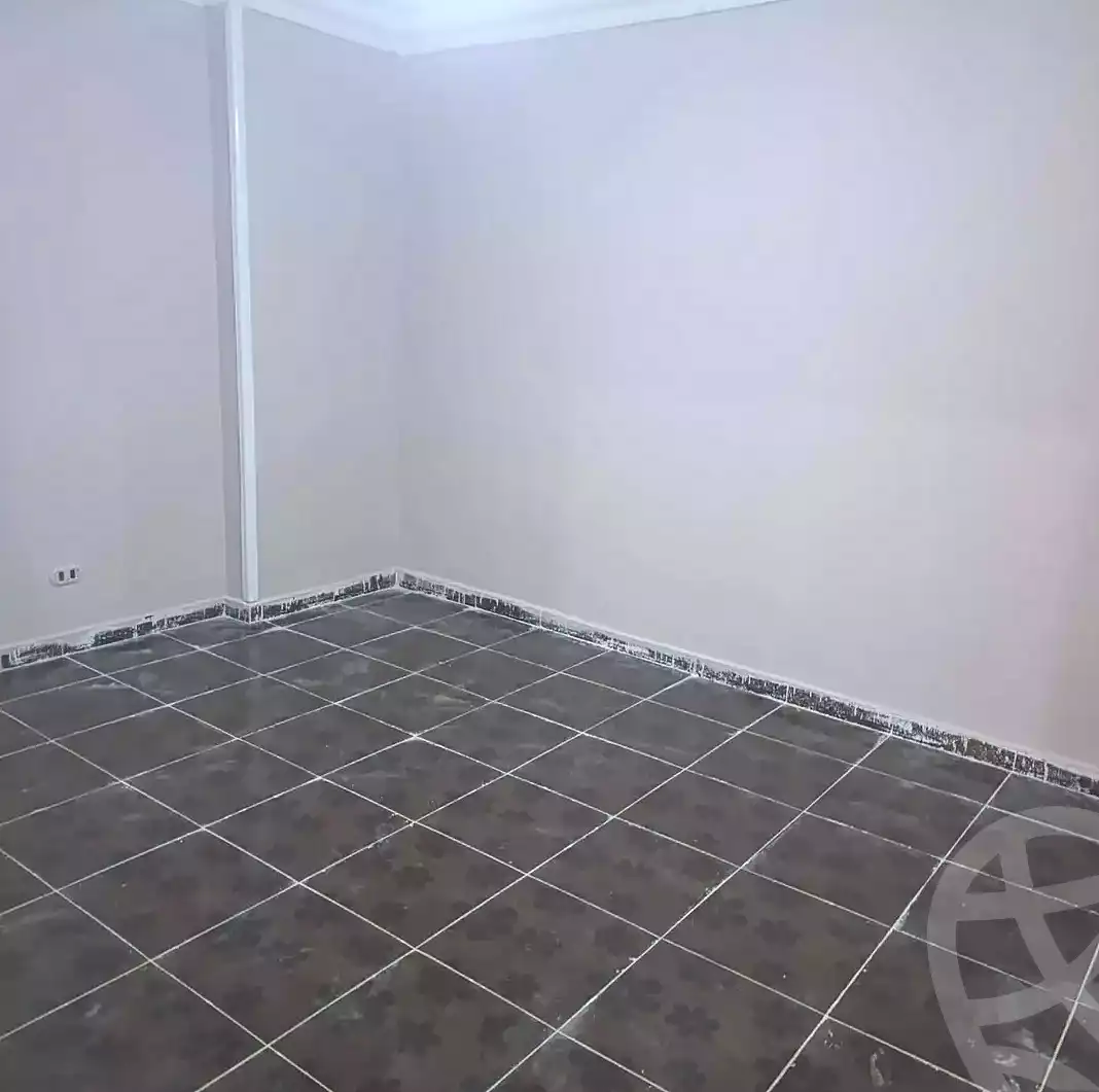 https://aqarmap.com.eg/ar/listing/6852947-for-rent-alexandria-sydy-bshr-sydy-bshr-bhry-shr-mhmwd-l-yswy