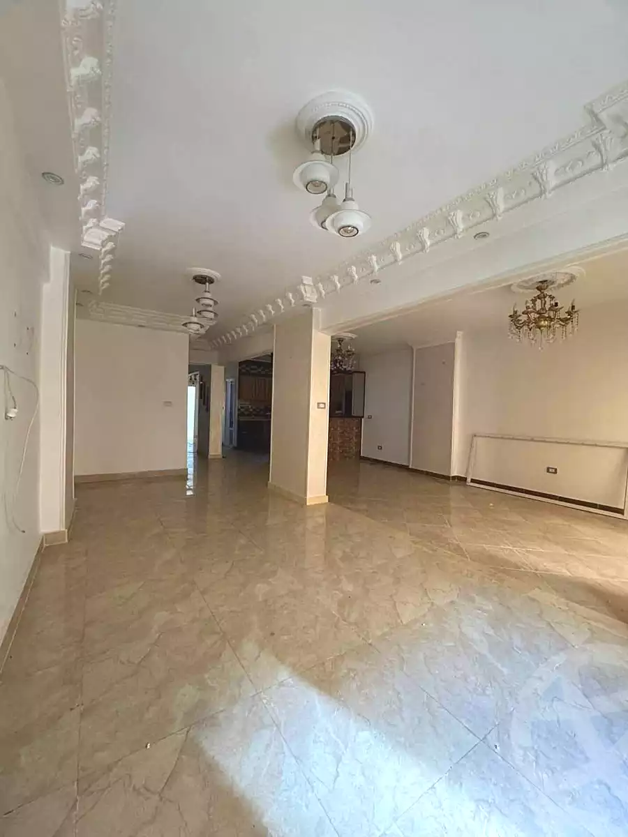 https://aqarmap.com.eg/ar/listing/6853276-for-sale-alexandria-al-agamy-lbytsh-bianchiii