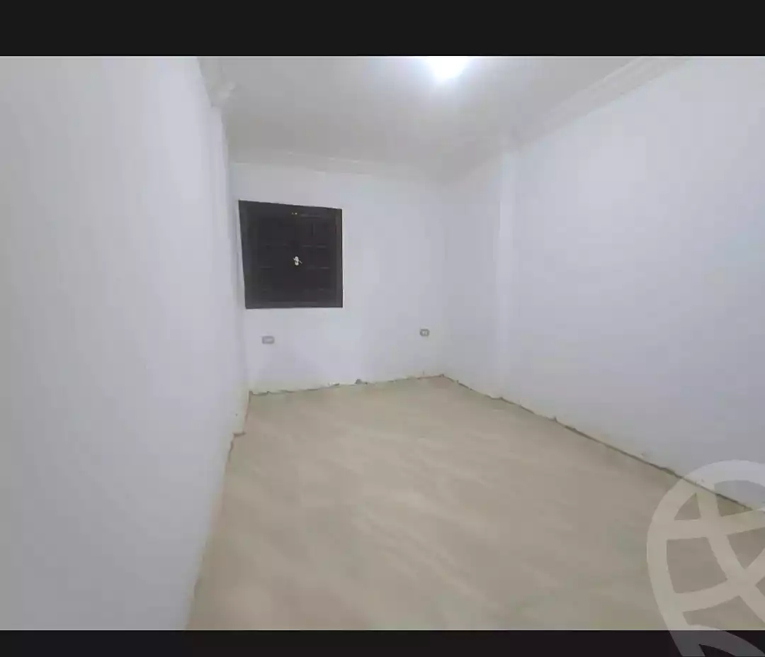 https://aqarmap.com.eg/ar/listing/6853285-for-sale-alexandria-sydy-bshr-sydy-bshr-bhry-shr-khld-bn-lwlyd