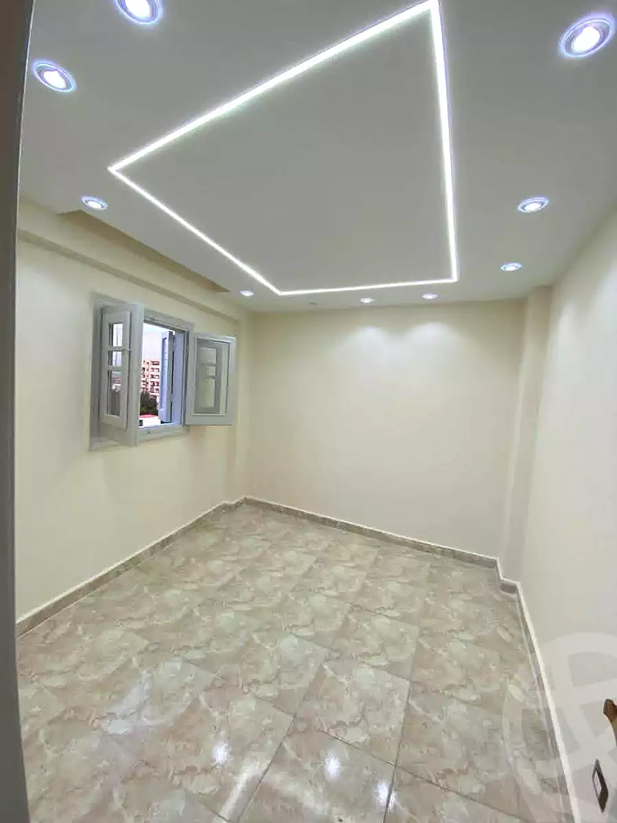 https://aqarmap.com.eg/ar/listing/6853295-for-sale-alexandria-al-agamy-lbytsh-ibrahim-othman-st