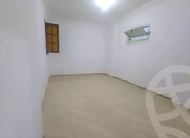 https://aqarmap.com.eg/ar/listing/6853495-for-sale-alexandria-sydy-bshr-sydy-bshr-bhry-shr-khld-bn-lwlyd