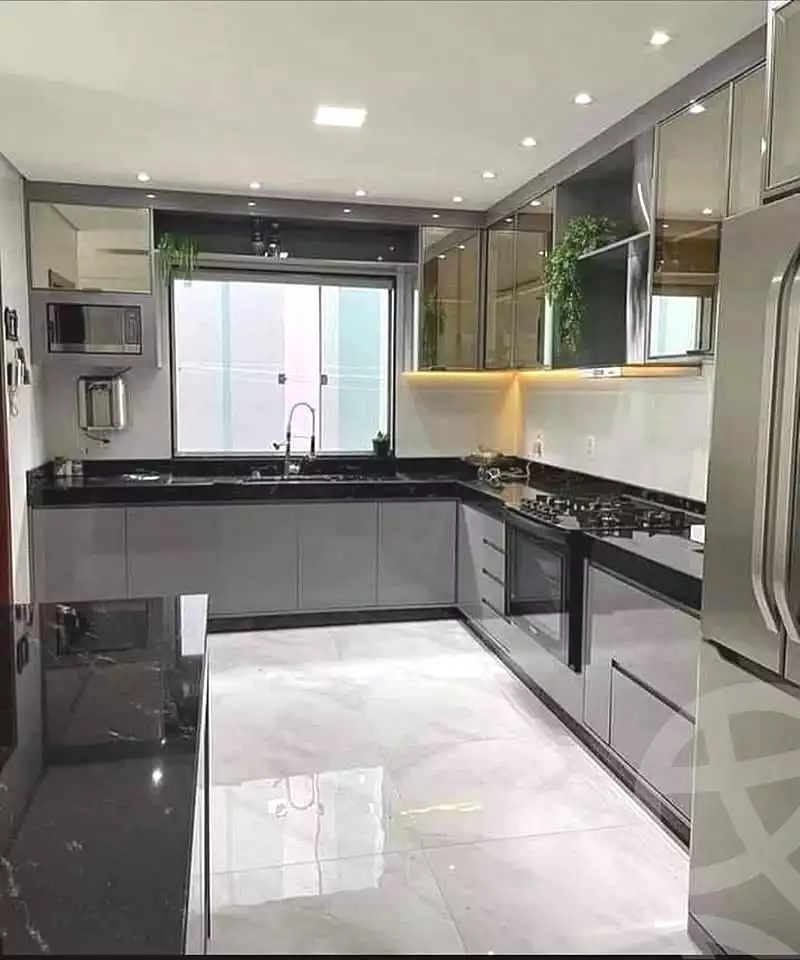 https://aqarmap.com.eg/ar/listing/6853497-for-sale-cairo-new-administrative-capital-r8-ravie-compound-captain