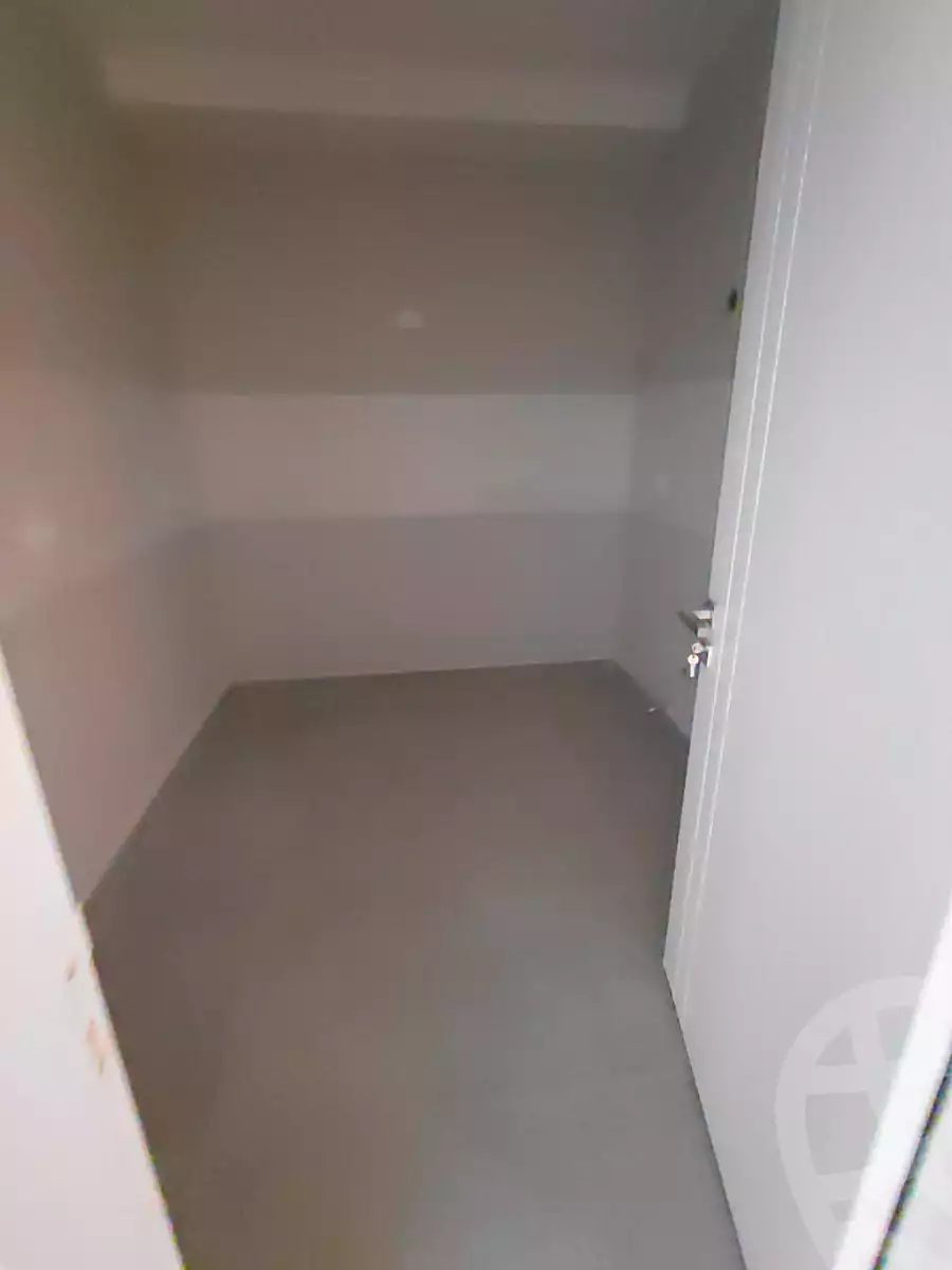 https://aqarmap.com.eg/ar/listing/6853576-for-rent-cairo-el-sheikh-zayed-city-compounds-kmbwnd-fyldj-wyst-dr-llttwyr