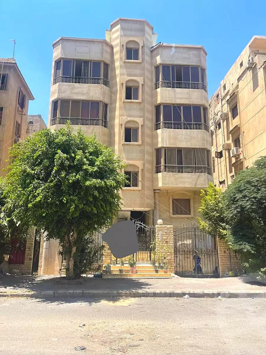 https://aqarmap.com.eg/ar/listing/6853892-for-rent-cairo-6th-of-october-el-ahyaa-neighborhood-1st-al-maahad
