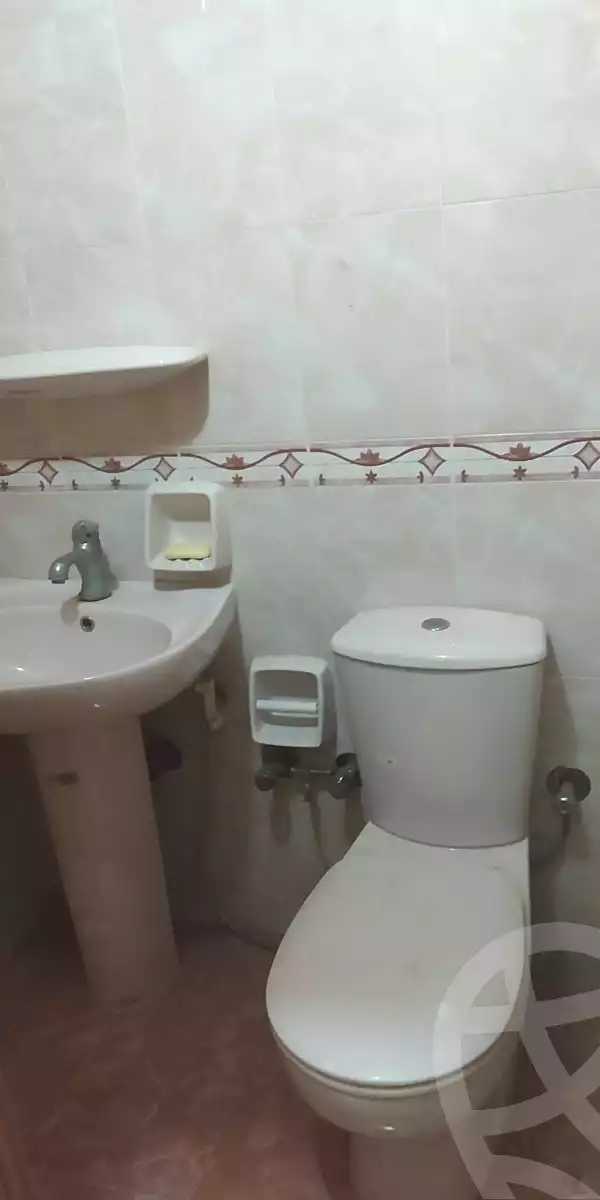 https://aqarmap.com.eg/en/listing/6854615-for-rent-cairo-el-zaytun-lzytwn-lgrby