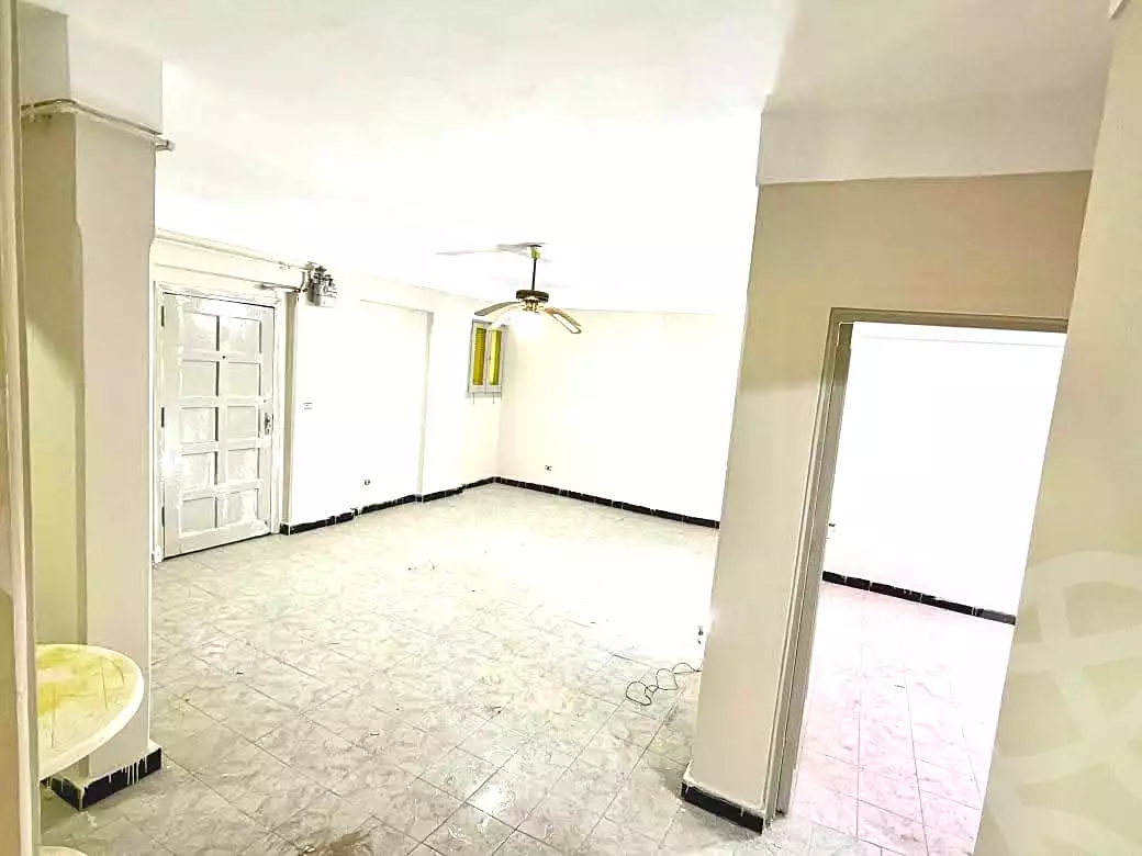 https://aqarmap.com.eg/ar/listing/6854826-for-sale-alexandria-al-agamy-lbytsh-shahr-al-assal-st