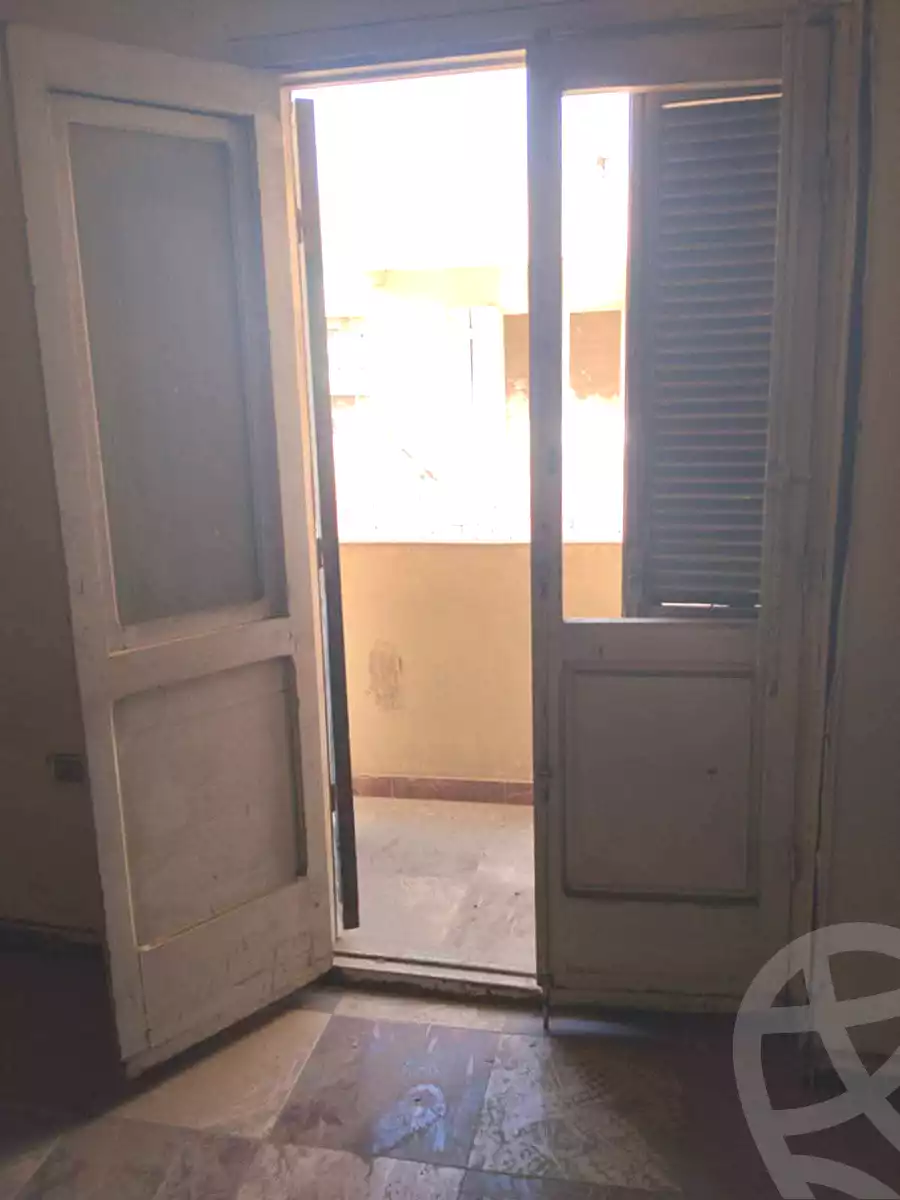 https://aqarmap.com.eg/ar/listing/6854879-for-sale-cairo-helwan-helwan-el-sharkeya-abd-el-rahman-pasha-st