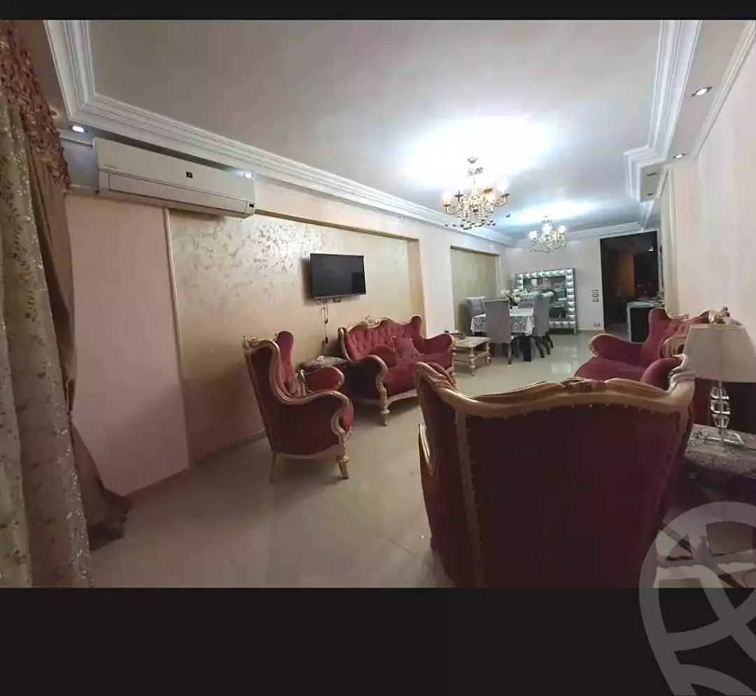 https://aqarmap.com.eg/ar/listing/6854946-for-sale-alexandria-sydy-bshr-sydy-bshr-bhry-shr-mhmwd-l-yswy
